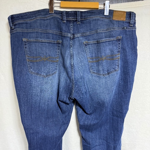 Lucky Brand Reese Boyfriend Jeans Womens Plus 22W Blue Denim Dark Wash Cropped - Picture 6 of 12